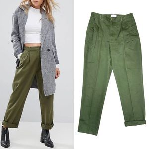 Vintage super high waisted tapered leg cotton chino’s in olive green 🫒🍸16 Tall